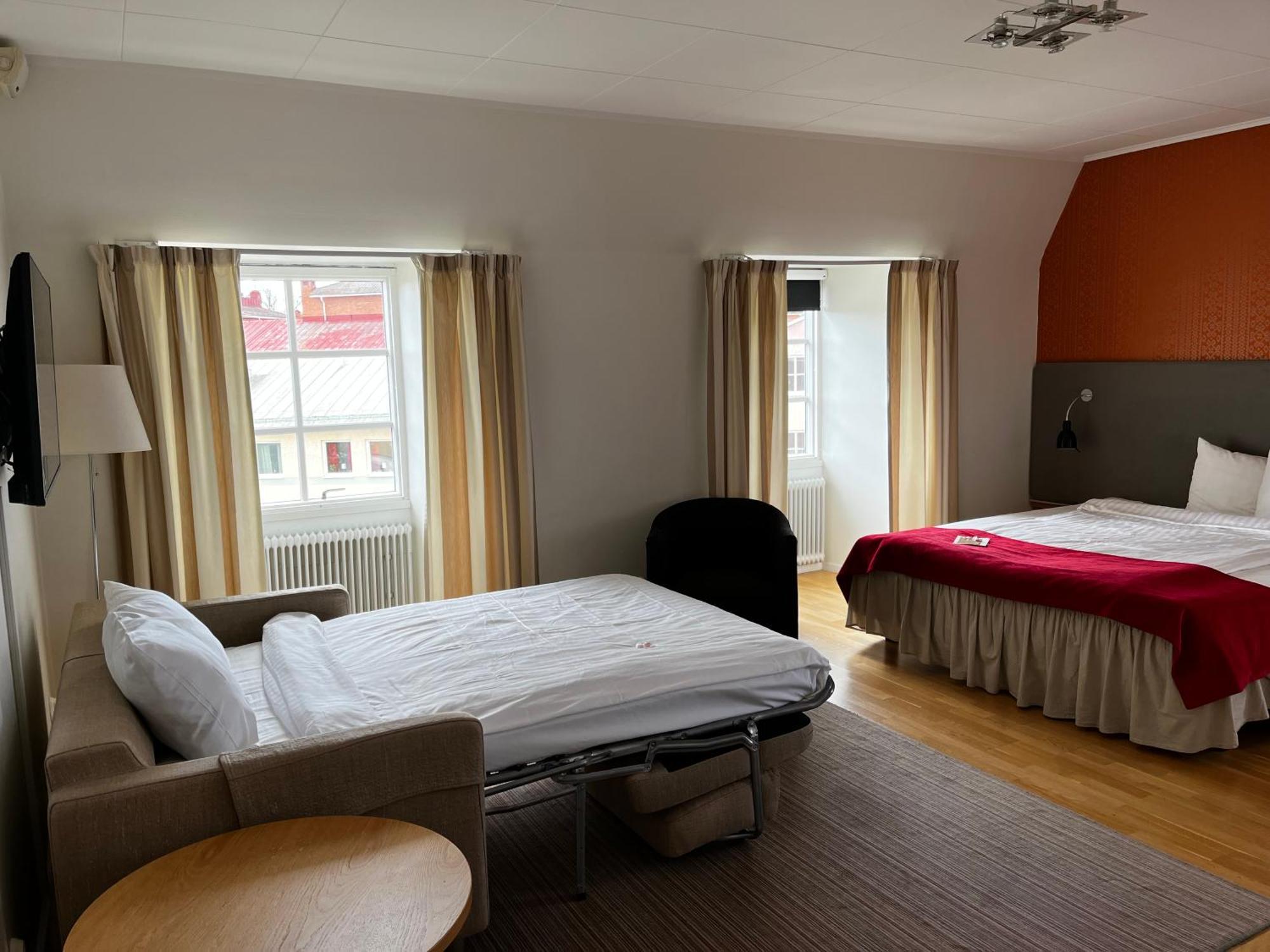 Hotel Bishops Arms Straengnaes Exterior foto